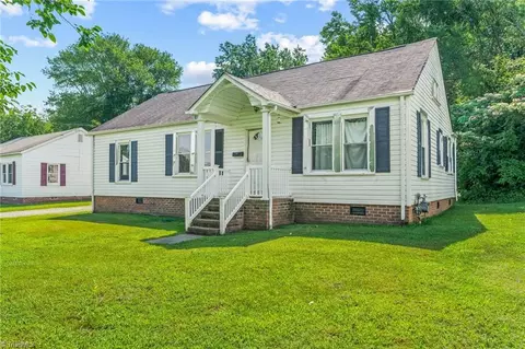 1006 Salisbury Ave N, Spencer, NC 28159
