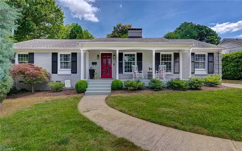 1113 Buckingham Rd, Greensboro, NC 27408