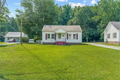 1008 Salisbury Ave N, Spencer, NC 28159