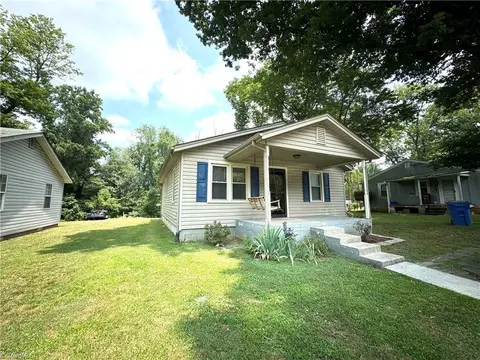 112 Pinnix St, Jonesville, NC 28642