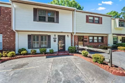 2739 Reynolds Park Rd, Winston Salem, NC 27107
