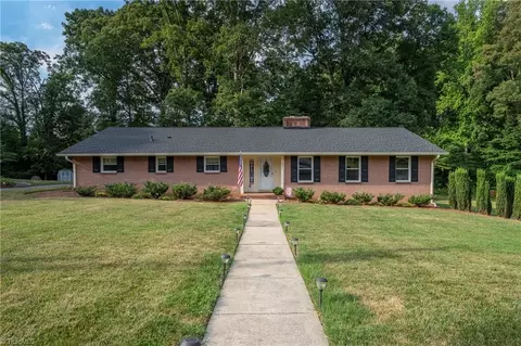 6331 Arden Cir, Clemmons, NC 27012