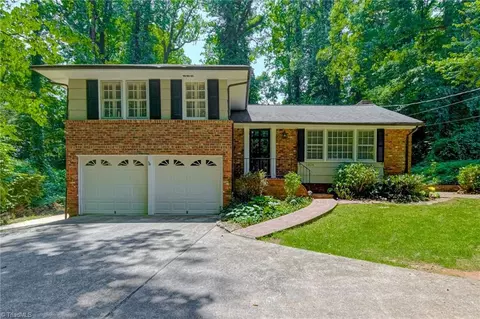 1404 Reynolda Rd, Winston Salem, NC 27104