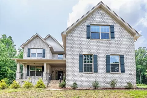 5504 Rambling Rd, Greensboro, NC 27409