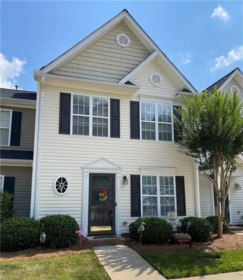 459 Dunwood Dr, High Point, NC 27265