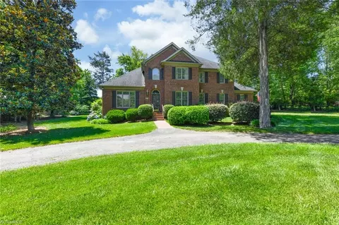 8507 Mahala Dr, High Point, NC 27265