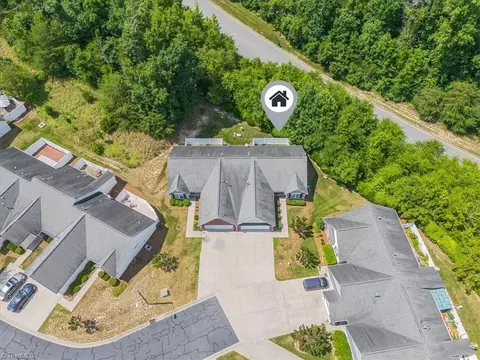 View/Area - 1306 Crosswinds Dr, High Point, NC 27265 photo 2 of 3