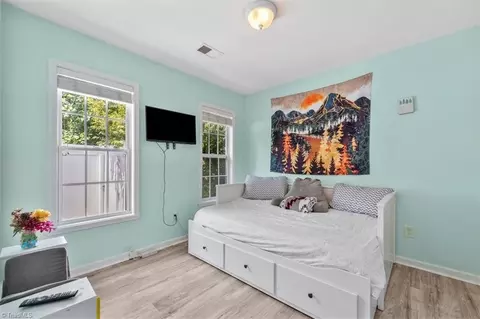 Bedroom - 1306 Crosswinds Dr, High Point, NC 27265 photo 3 of 4