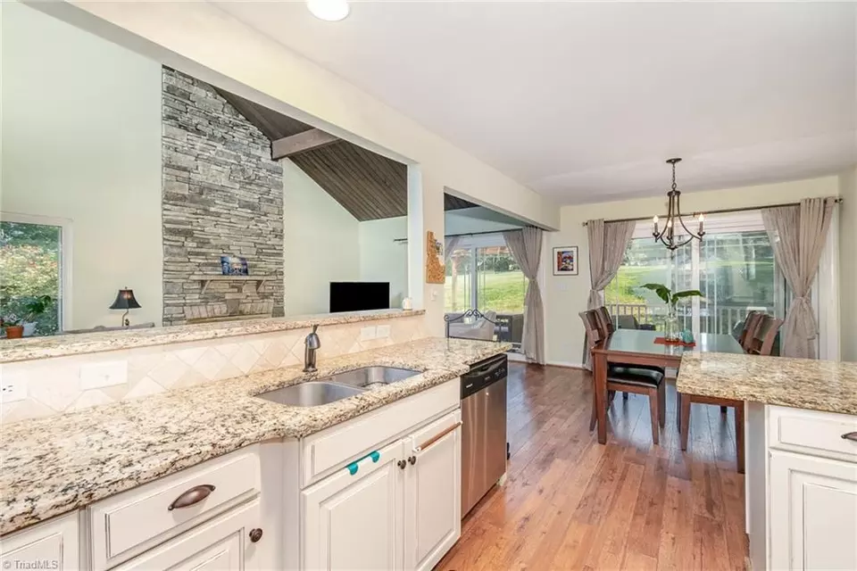 Kitchen - 137 Golfview Dr, Bermuda Run, NC 27006 photo 3 of 3