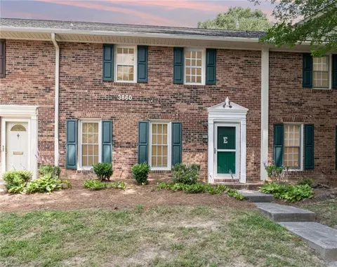 3860 Huntingreen Ln, Winston Salem, NC 27106