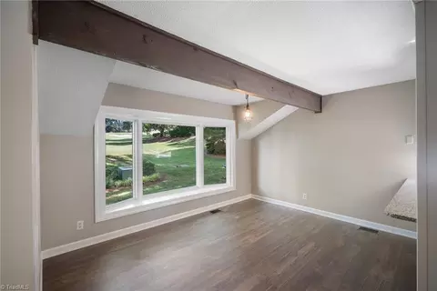 143 Golfview Dr, Advance, NC 27006 photo 8