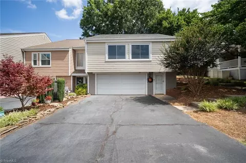 143 Golfview Dr, Advance, NC 27006 photo 2