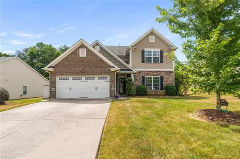 4071 Saint Johns St, High Point, NC 27265