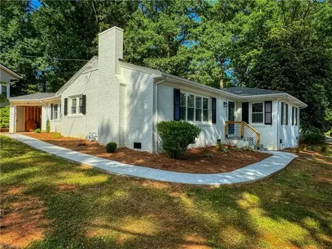 201 Hillside Dr, Lexington, NC 27295