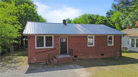 312 Vance St, Reidsville, NC 27320