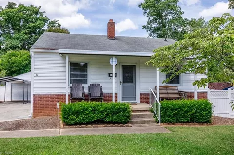1006 Cliff Rd, Asheboro, NC 27203
