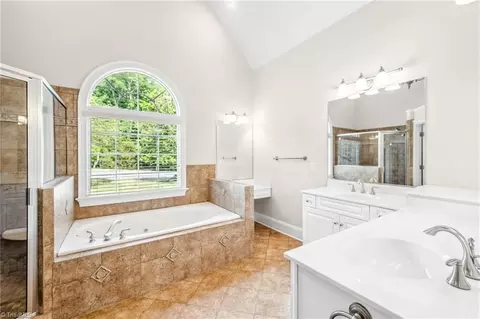 Bath - 3831 Edgewater St, High Point, NC 27265 photo 1 of 5