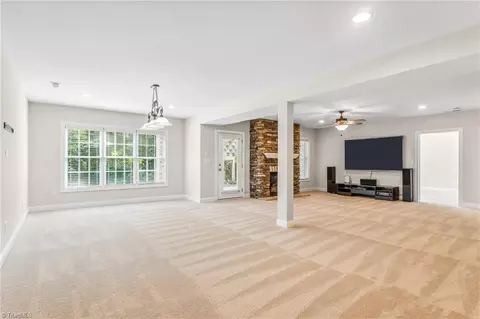 Living - 3831 Edgewater St, High Point, NC 27265 photo 6 of 8