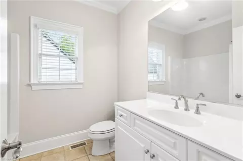 Bath - 3831 Edgewater St, High Point, NC 27265 photo 3 of 5
