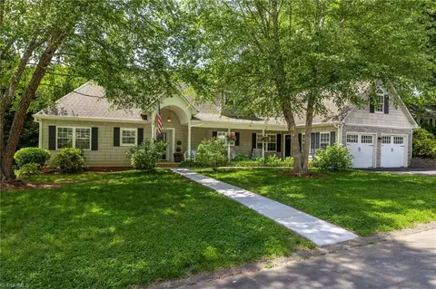356 Pennsylvania Ave, Winston Salem, NC 27104