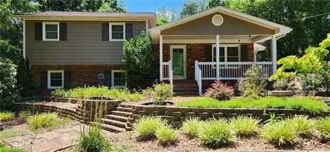 128 Bereford Rd, Reidsville, NC 27320
