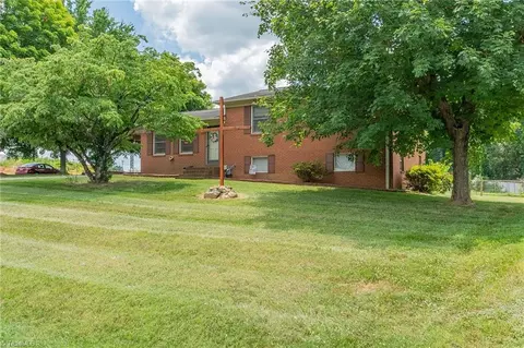 189 Owens Rd, Lexington, NC 27292