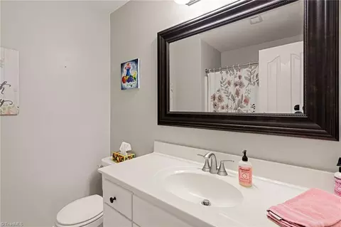 3913 Deerfield St, High Point, NC 27265 photo 25