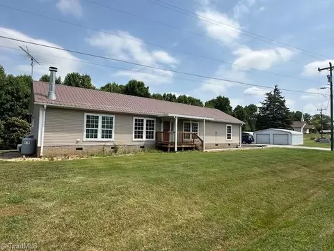 5536 Cedar Lake Rd, Jonesville, NC 28642