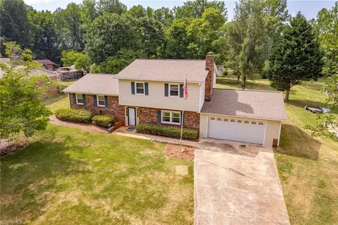 511 Brentwood Rd, Winston Salem, NC 27107
