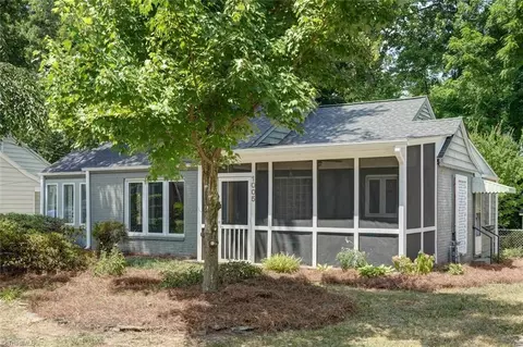 1005 Pamlico Dr, Greensboro, NC 27408