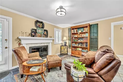 Living - 978 Nottingham Rd, High Point, NC 27262 photo 1 of 4