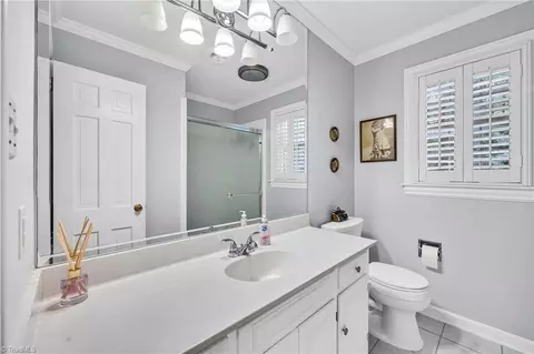 Bath - 978 Nottingham Rd, High Point, NC 27262 photo 4 of 4