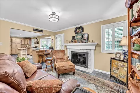 Living - 978 Nottingham Rd, High Point, NC 27262 photo 3 of 4