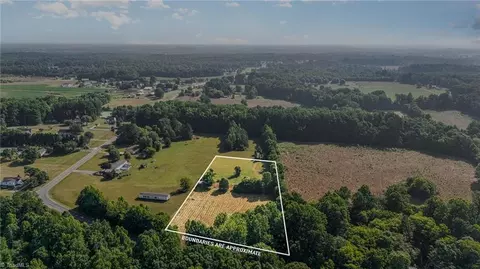 3607 Brick Church Rd, Burlington, NC 27215