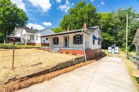412 Cable St, High Point, NC 27260 photo 3
