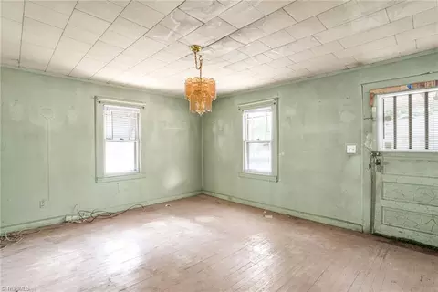 412 Cable St, High Point, NC 27260 photo 8