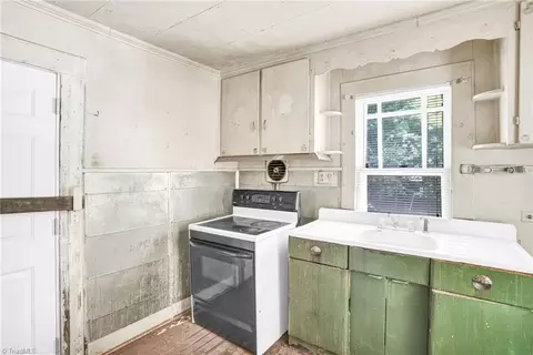 412 Cable St, High Point, NC 27260 photo 16