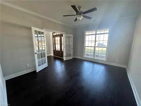 111 James Glen Ct, King, NC 27021 photo 5