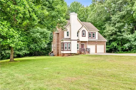 4720 High Ridge Ct, Kernersville, NC 27284