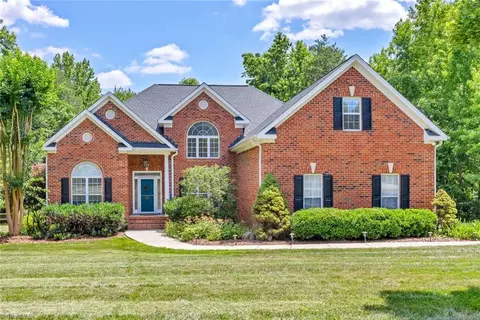 3321 Annry Dr, Summerfield, NC 27358