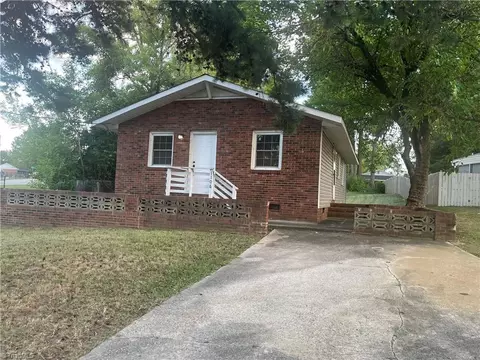 Exterior - 1106 Wise Ave, High Point, NC 27260 photo 2 of 4