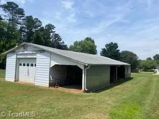 361 Mountain View Rd, King, NC 27021 photo 11