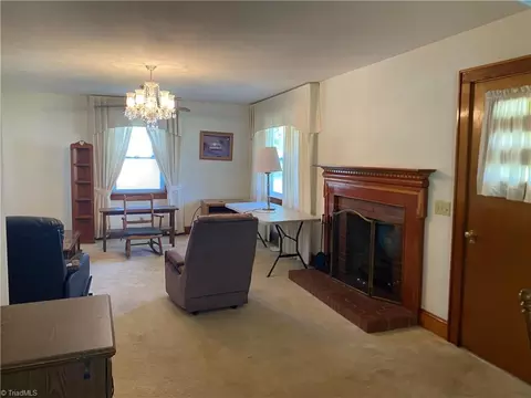 361 Mountain View Rd, King, NC 27021 photo 4