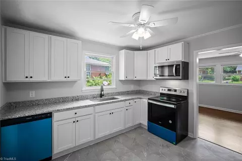 1602 Worth St, High Point, NC 27260 photo 4