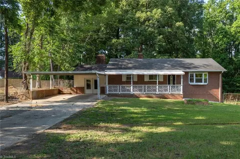 1116 Wooded Ave, Winston Salem, NC 27105