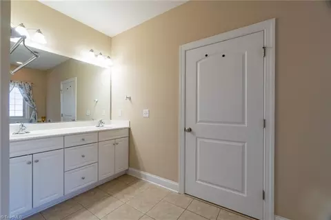 6824 Stone Gables Dr, Thomasville, NC 27360 photo 38