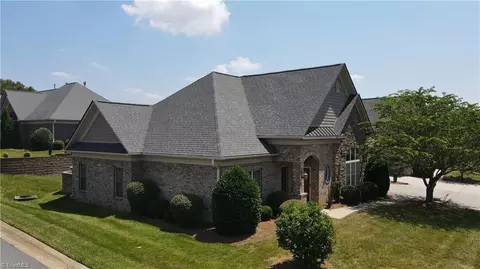 6824 Stone Gables Dr, Thomasville, NC 27360 photo 3