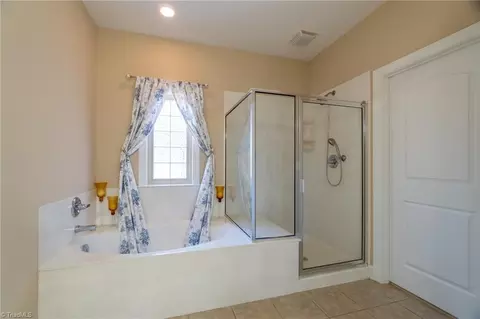 6824 Stone Gables Dr, Thomasville, NC 27360 photo 39