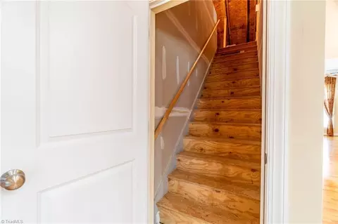 6824 Stone Gables Dr, Thomasville, NC 27360 photo 32