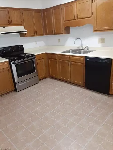 Kitchen - 1430 Bailey Cir, High Point, NC 27262 photo 1 of 2